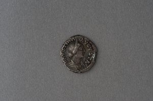 Denarius van Faustina (zilver)